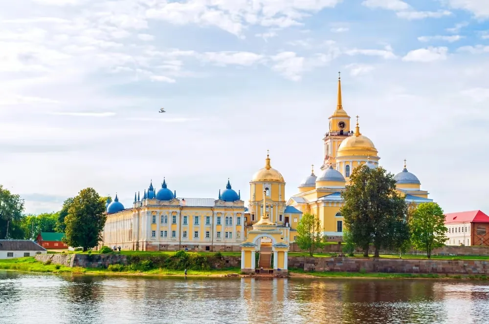 Rusya'nın İki Başkenti Moskova & St. Petersburg Ajet İle 5 Gece VKO-LED