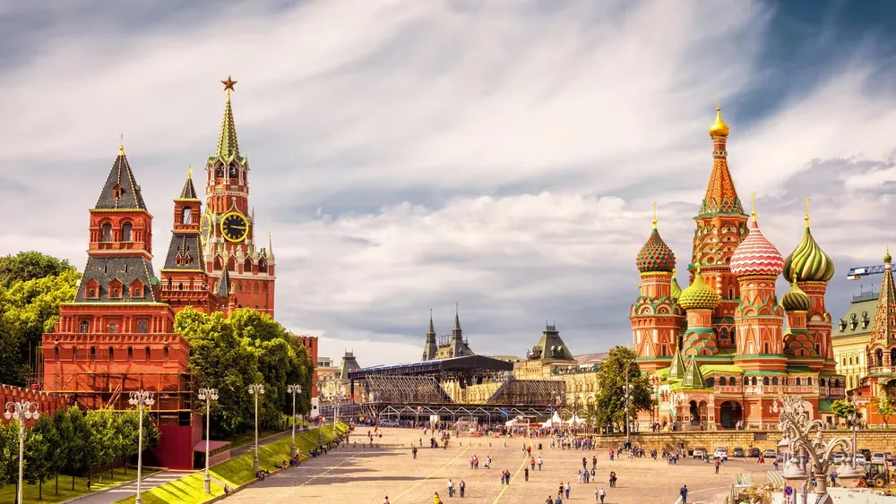 Rusya'nın İki Başkenti Moskova & St. Petersburg Ajet İle 5 Gece VKO-LED
