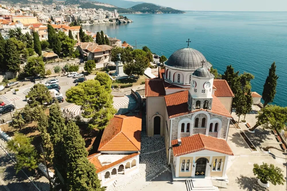 Otobüs İle Balkan Üçgeni Turu Çevre Gezileri Dahil 2026