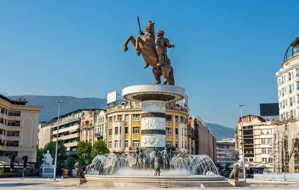 Otobüs İle Balkan Masalı (7 Gece - Tüm Çevre Gezileri ve Ekstra Turlar Dahil - Selanik Konaklama Farkıyla) İzmir Hareketli